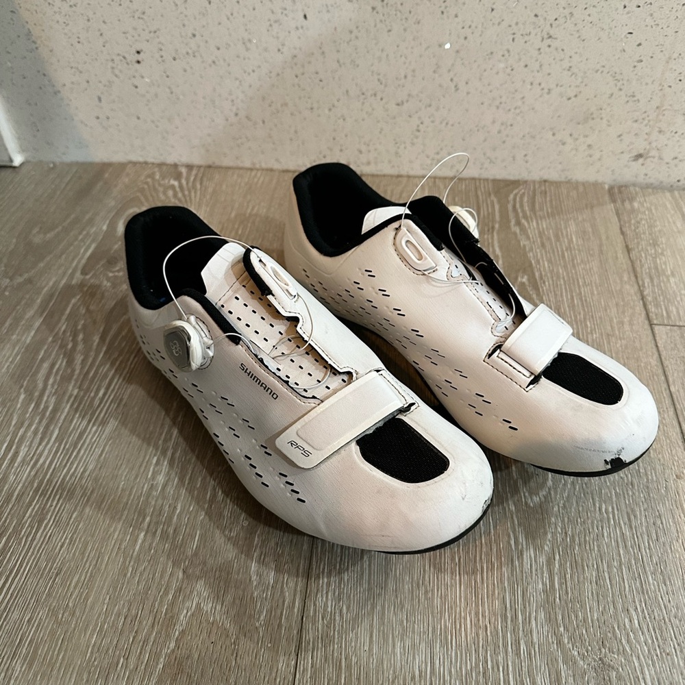 Shimano SH RP501 White and Black Road Cycling Shoes with BOA Dial size 45